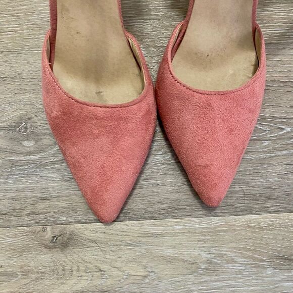 Gently loved size 9 vegan suede heels 👠 - Picture 3 of 6